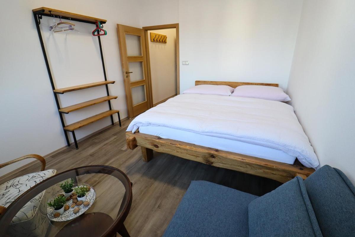 Penzion U Hlavacku Horažďovice Bagian luar foto