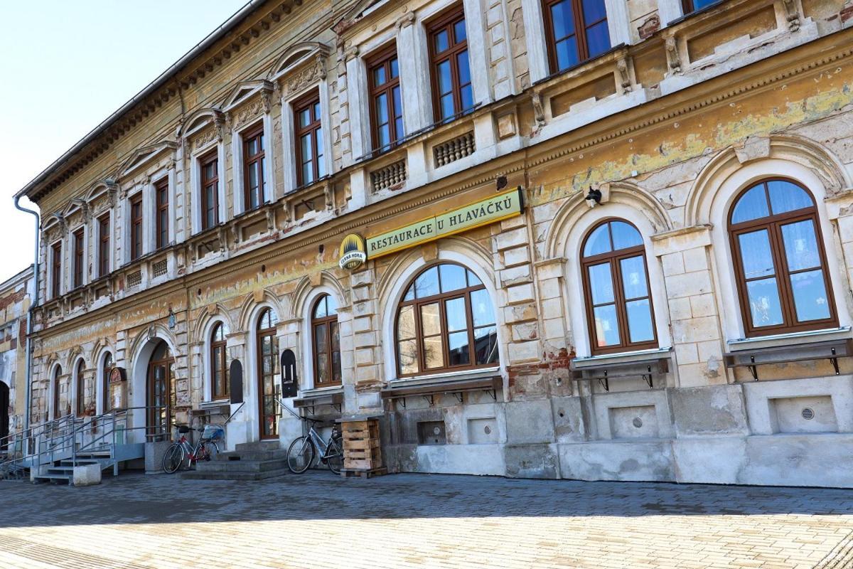 Penzion U Hlavacku Horažďovice Bagian luar foto